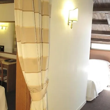 Hotell Santa Chiara