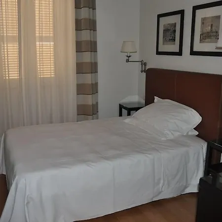 Santa Chiara فندق