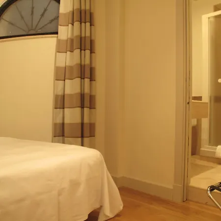 Santa Chiara روما