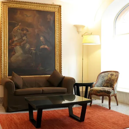 מלון Santa Chiara