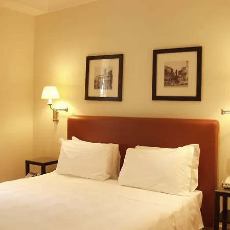 מלון Santa Chiara