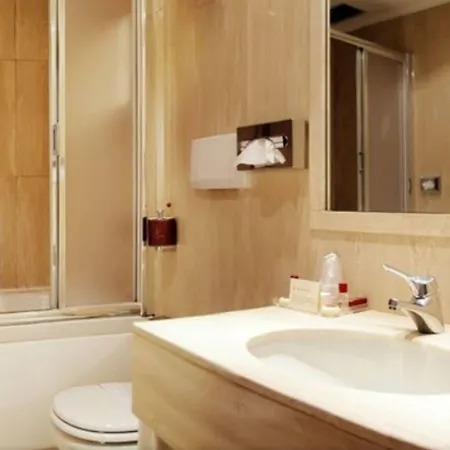 アルベルゴ サンタ キアーラ