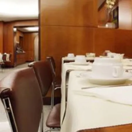 アルベルゴ サンタ キアーラ