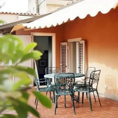 מלון Santa Chiara